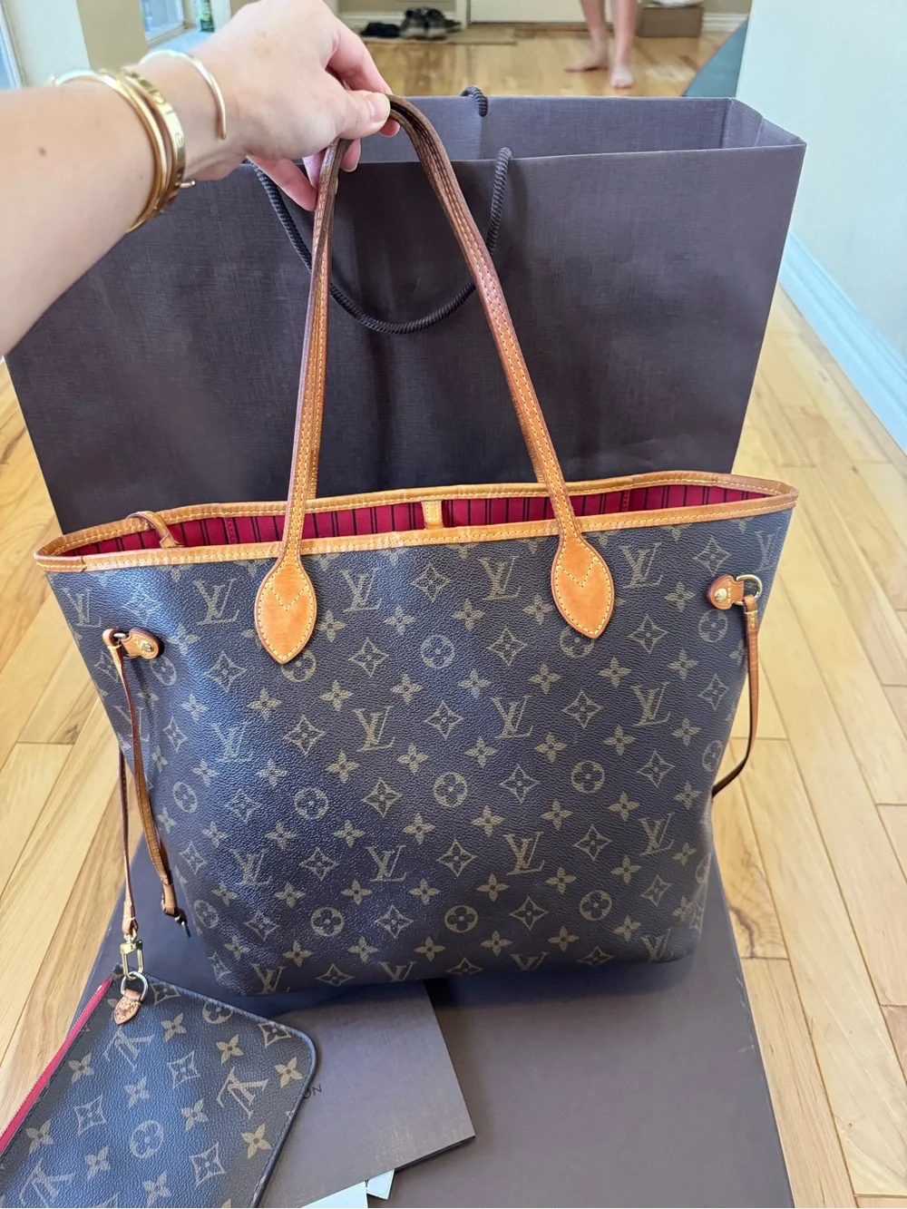 Louis Vuitton Monogram Neverfull MM Tote with receipt, box, shopping+dust bag